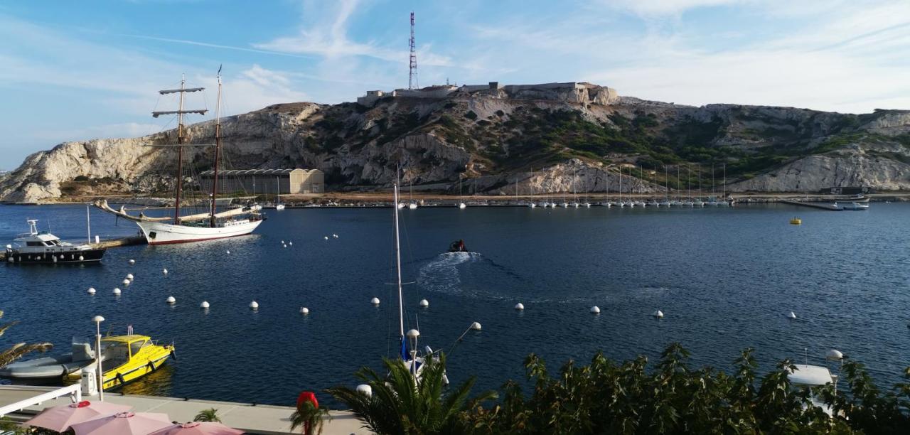 Les Pieds Dans L'Eau Sur L'Ile Du Frioul Apartment Marseille Exterior photo